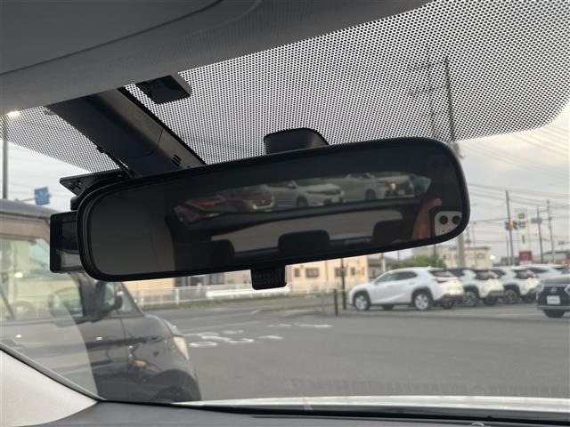 Toyota PRIUS 2016 7022830-6