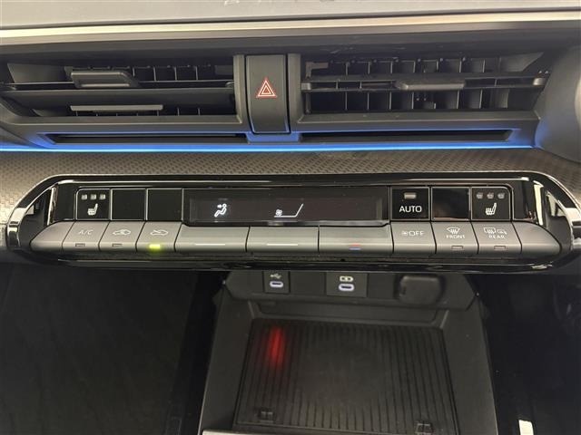 Toyota PRIUS 2023 7022832-10