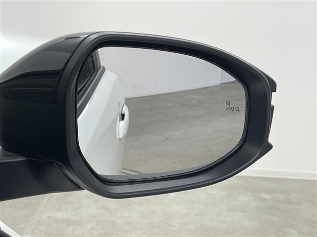 Toyota PRIUS 2024 7022846-4