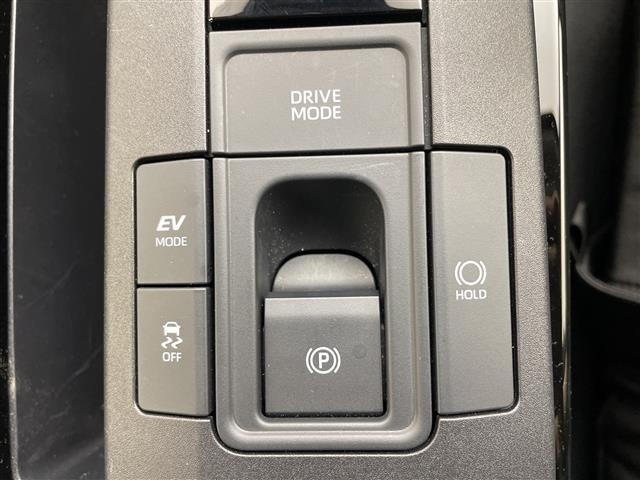Toyota PRIUS 2024 7022846-9