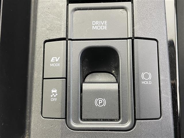 Toyota PRIUS 2023 7022854-9