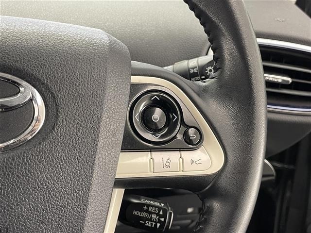 Toyota PRIUS 2017 7022855-9