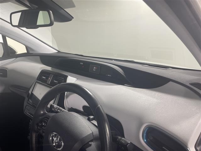 Toyota PRIUS 2019 7022857-2