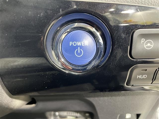 Toyota PRIUS 2019 7022857-3