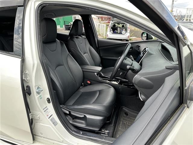 Toyota PRIUS 2016 7022858-10