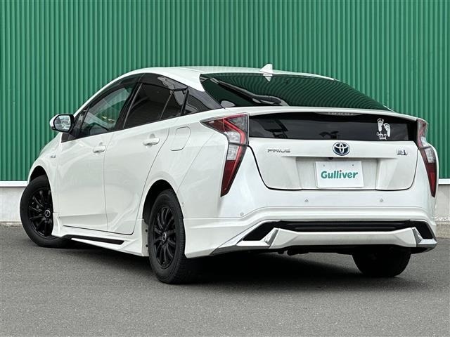 Toyota PRIUS 2016 7022858-4
