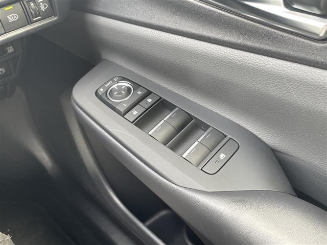 Toyota PRIUS 2024 7022873-20