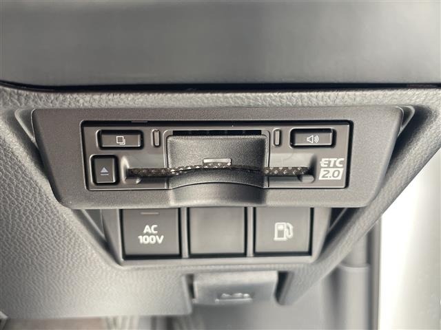 Toyota PRIUS 2024 7022873-22