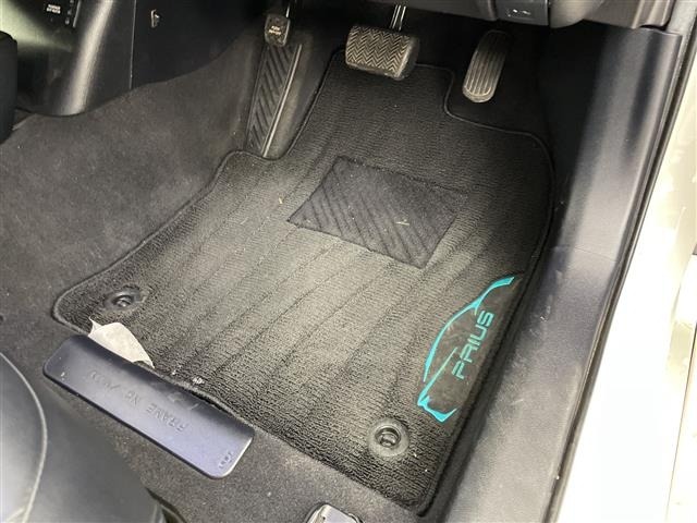 Toyota PRIUS 2016 7022887-14