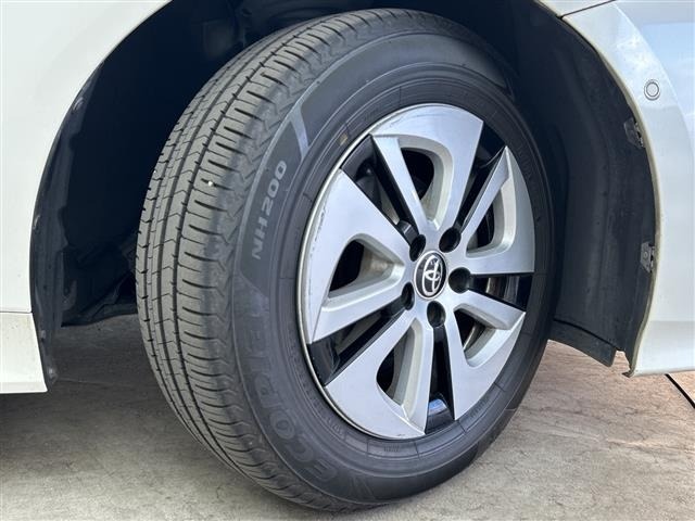 Toyota PRIUS 2016 7022888-8