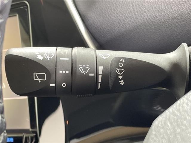 Toyota PRIUS 2015 7022897-4