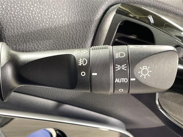 Toyota PRIUS 2015 7022897-6