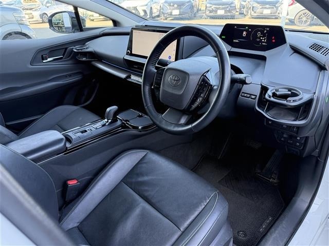 Toyota PRIUS 2023 7022898-6