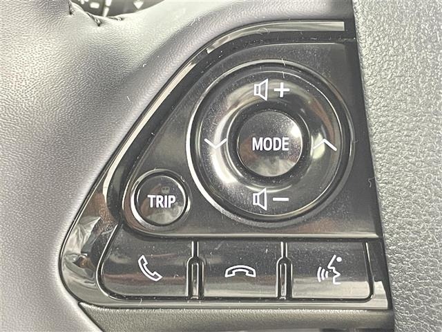 Toyota PRIUS 2022 7022908-11