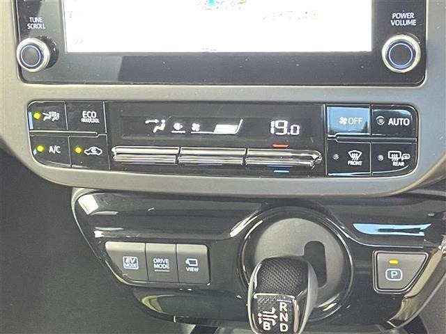 Toyota PRIUS 2022 7022908-19