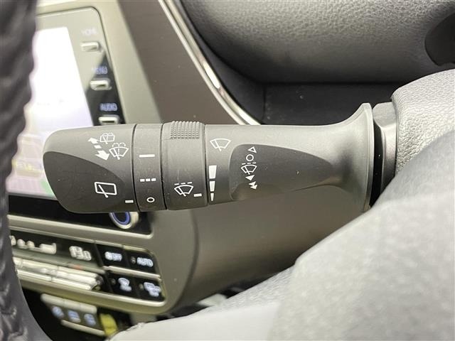Toyota PRIUS 2022 7022908-20
