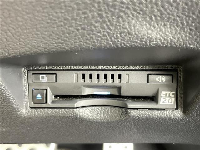 Toyota PRIUS 2022 7022908-21