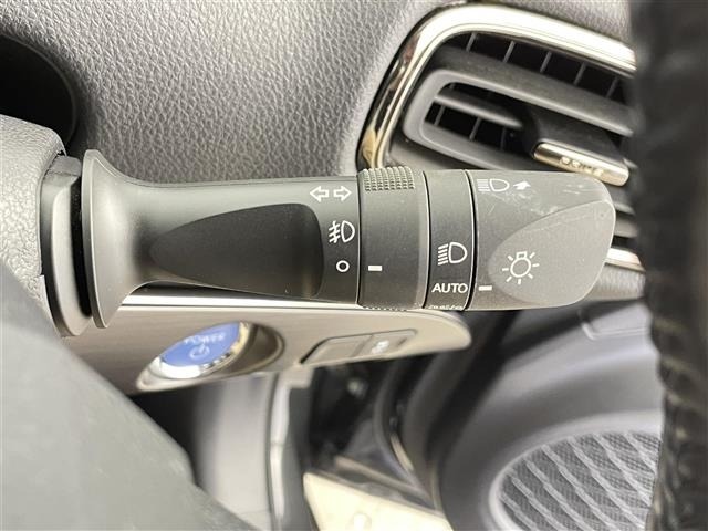 Toyota PRIUS 2022 7022908-22