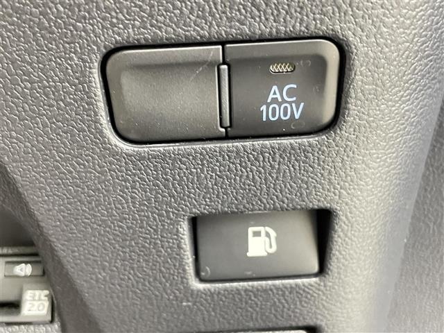 Toyota PRIUS 2022 7022908-7