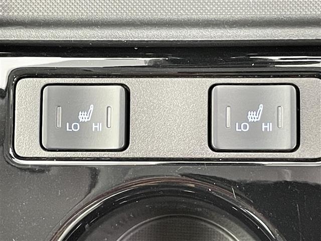 Toyota PRIUS 2022 7022908-8
