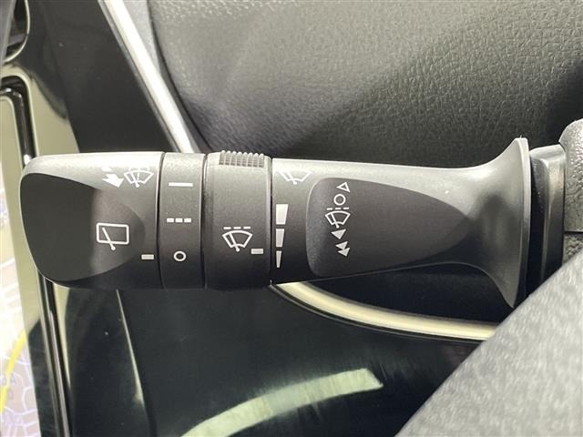Toyota PRIUS 2019 7022915-7