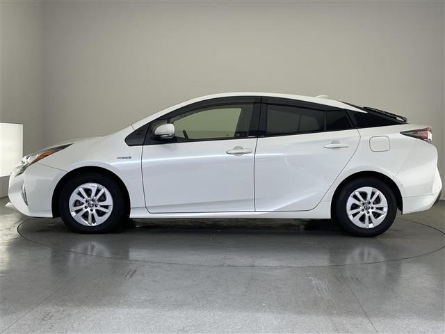 Toyota PRIUS 2017 7022928-20
