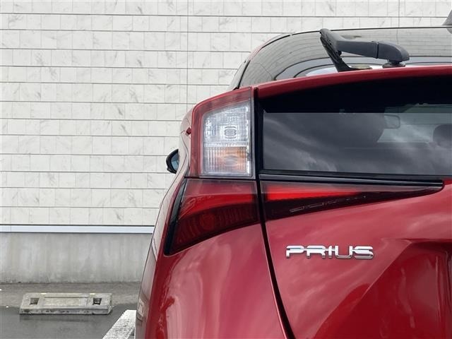 Toyota PRIUS 2019 7022948-4