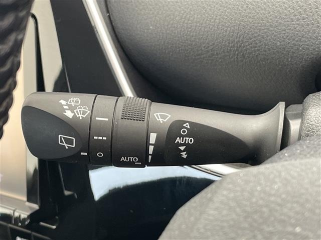 Toyota PRIUS 2017 7022983-6