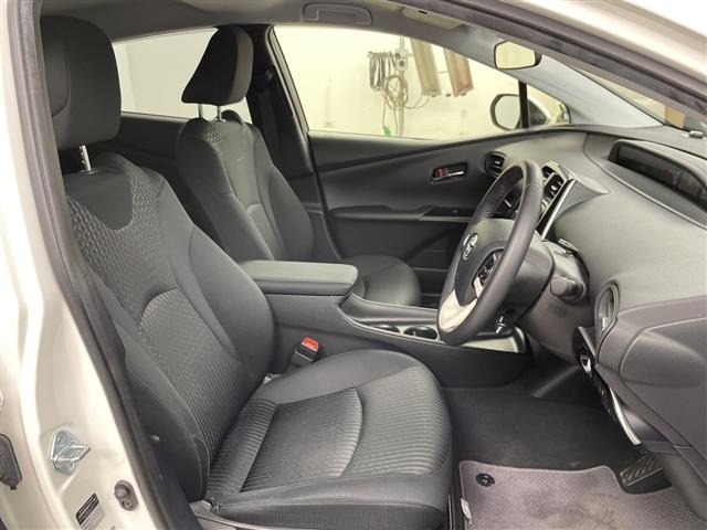Toyota PRIUS 2018 7023047-22