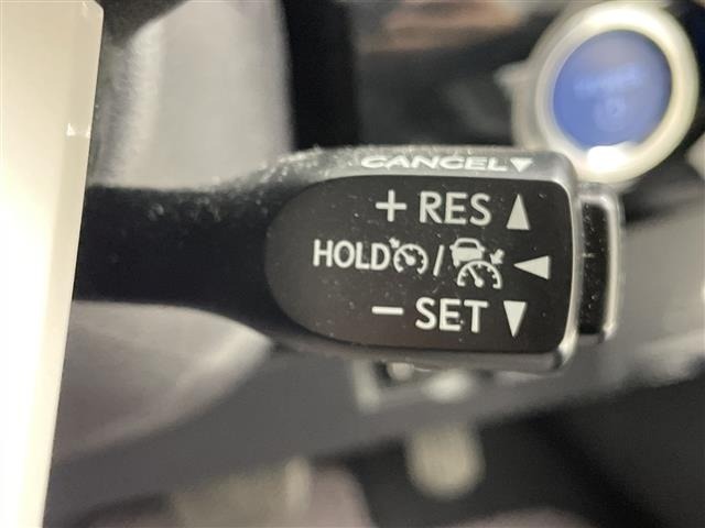 Toyota PRIUS 2018 7023047-5