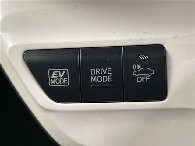 Toyota PRIUS 2018 7023047-9