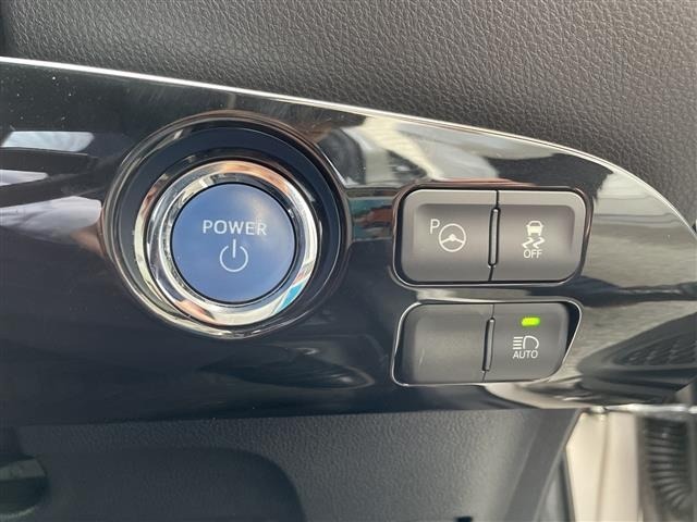 Toyota PRIUS 2018 7023052-19