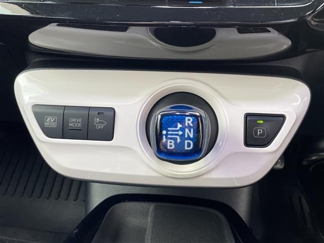 Toyota PRIUS 2018 7023052-21