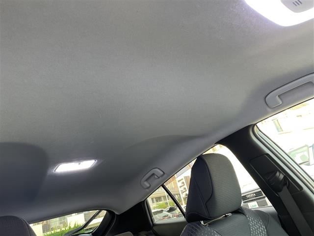 Toyota PRIUS 2018 7023052-6
