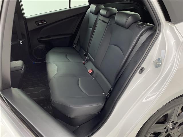 Toyota PRIUS 2021 7023122-3