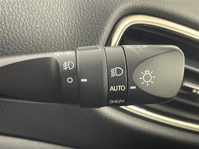 Toyota PRIUS 2022 7023133-10