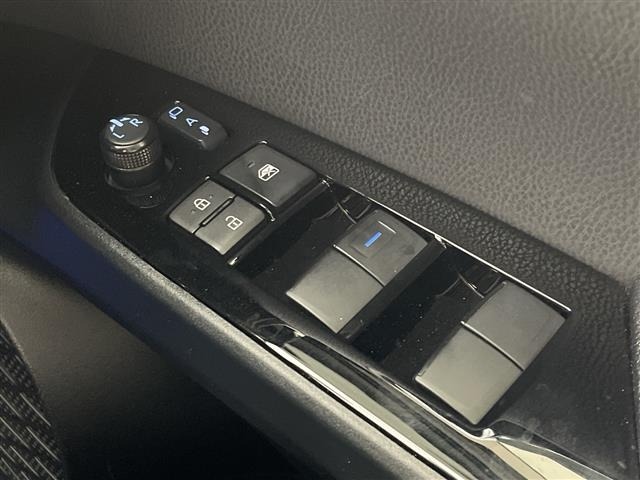 Toyota PRIUS 2022 7023133-12
