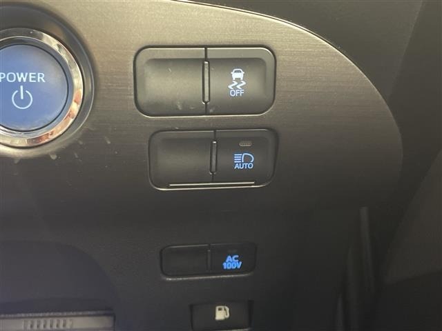 Toyota PRIUS 2022 7023133-18