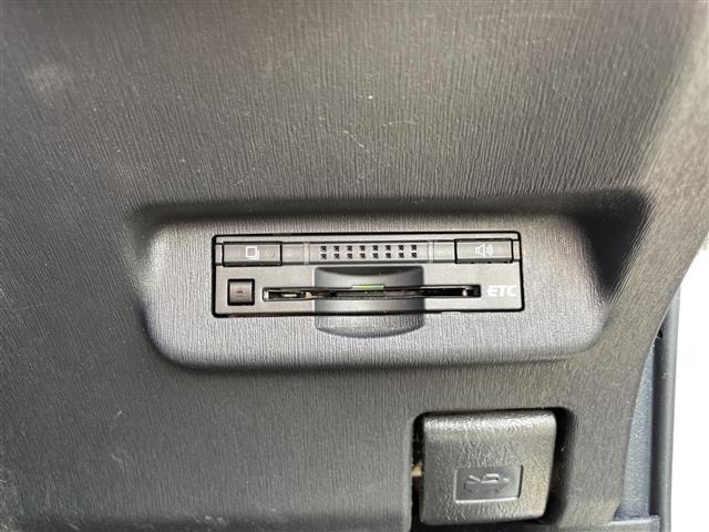Toyota PRIUS 2012 7023203-21