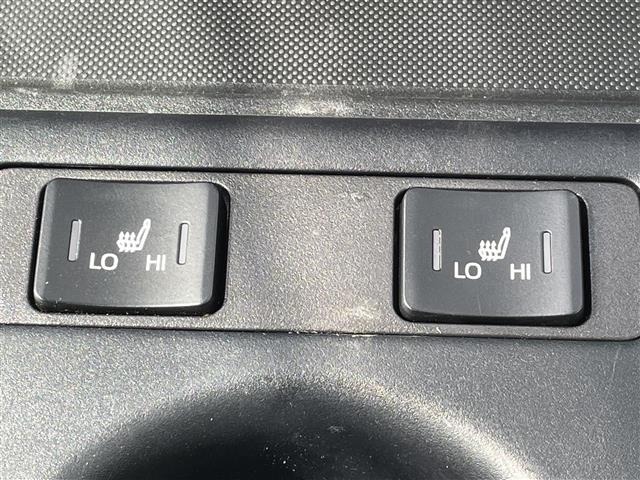 Toyota PRIUS 2022 7023290-1