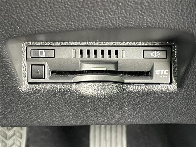 Toyota PRIUS 2022 7023290-5