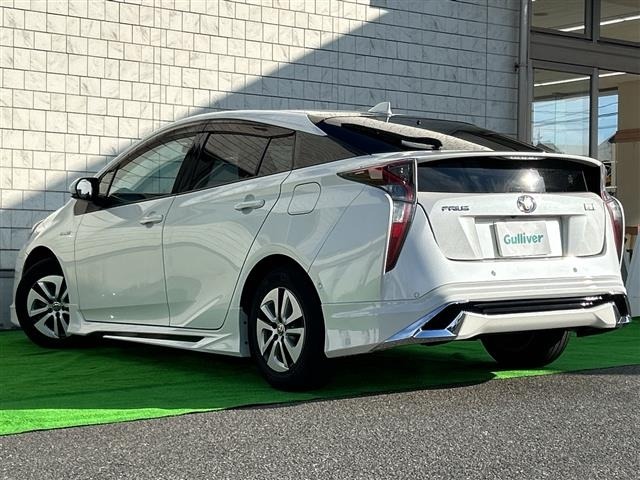 Toyota PRIUS 2018 7023304-13