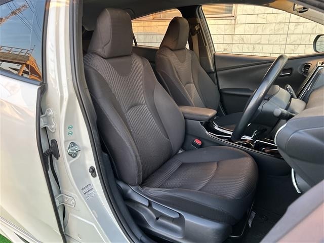 Toyota PRIUS 2018 7023304-4