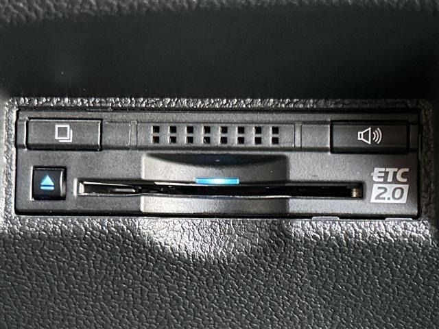 Toyota PRIUS 2018 7023304-9