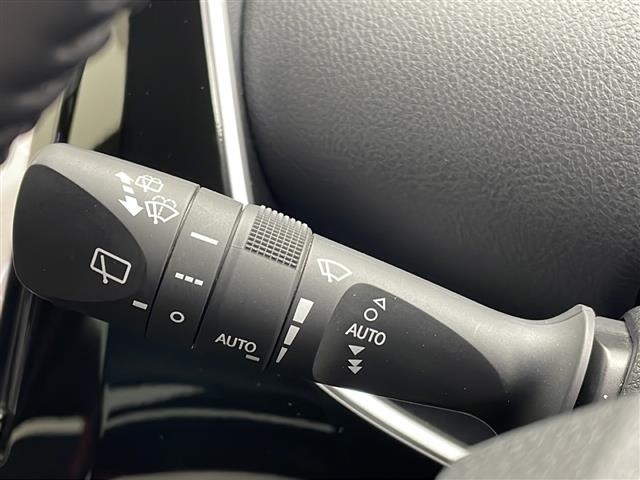 Toyota PRIUS 2021 7023324-12