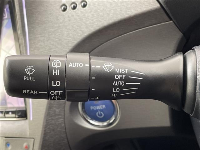 Toyota PRIUS 2013 7023339-10