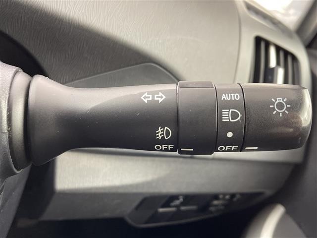 Toyota PRIUS 2013 7023339-11