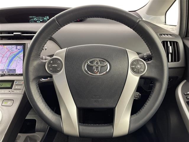 Toyota PRIUS 2013 7023339-3