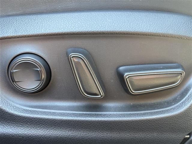 Toyota PRIUS 2021 7023341-17