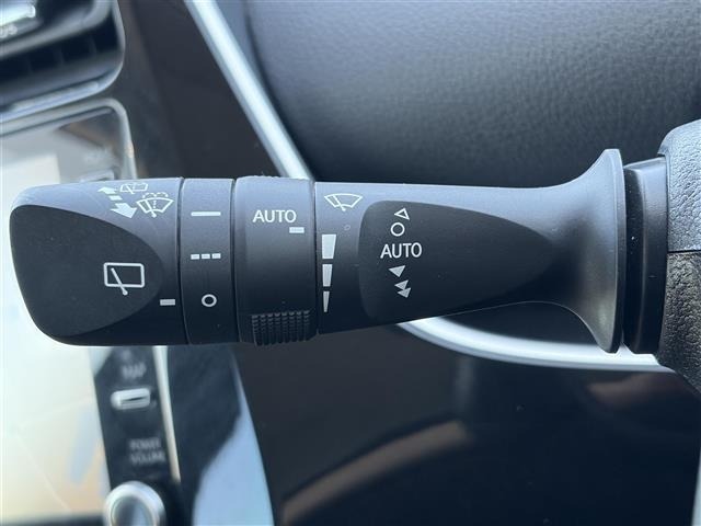 Toyota PRIUS 2021 7023341-5